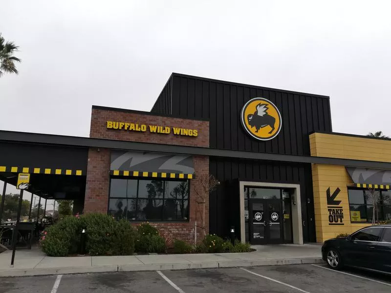 Buffalo Wild Wings exterior