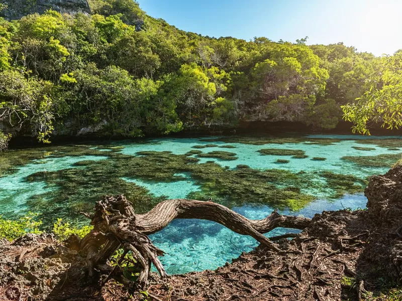 Piscine Naturelle in Mare, New Caledonia