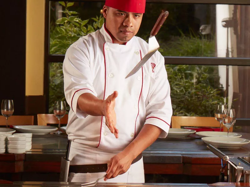 Benihana chef in action