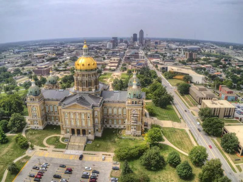 Iowa state capitol in Des Moines