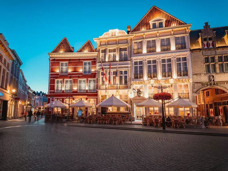 Grand Hotel de Draak, Netherlands