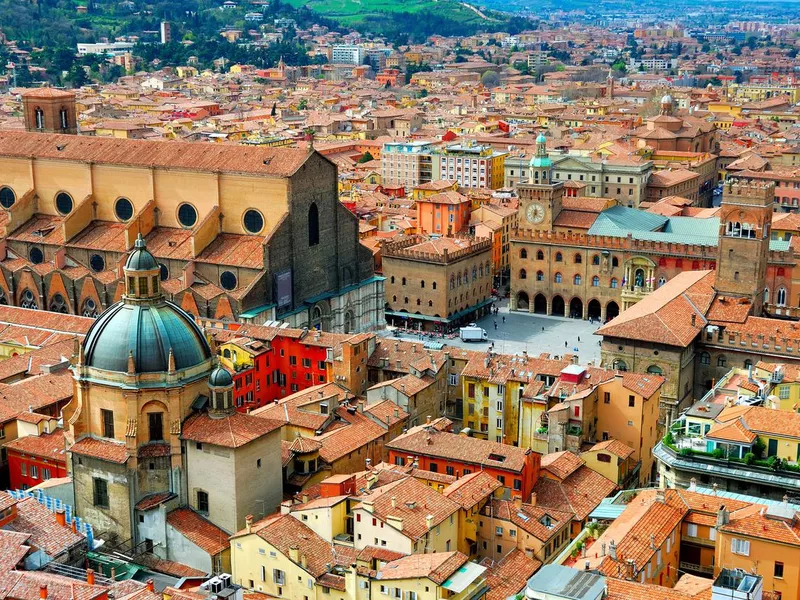 Italy, Bologna main square