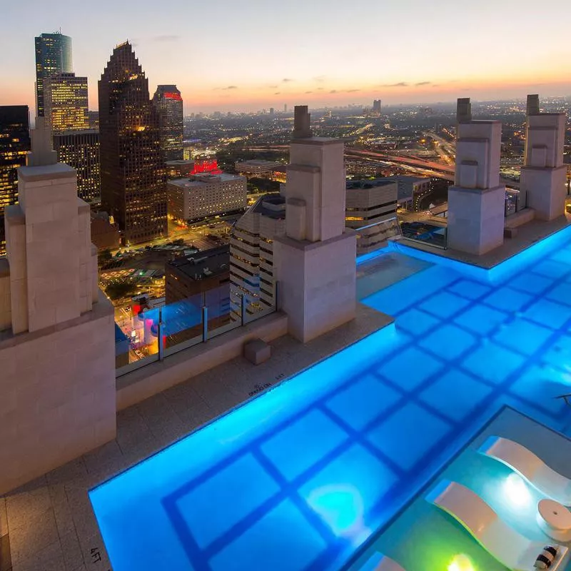 Market Square Tower Sky Pool