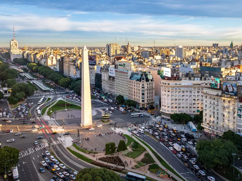 Buenos Aires 9 de julio avenue