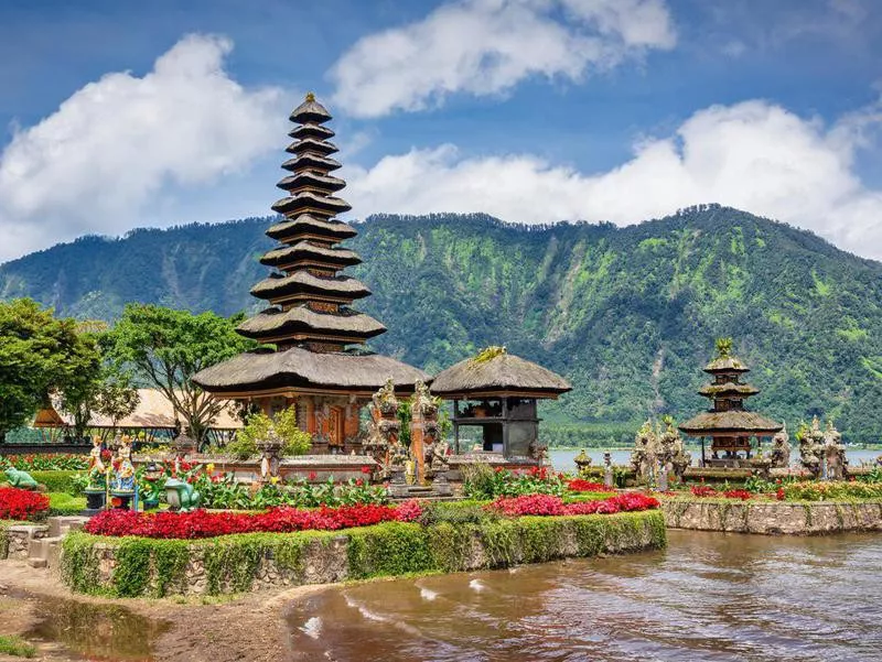 Bali Pura Ulun Danu Bratan Hindu Temple