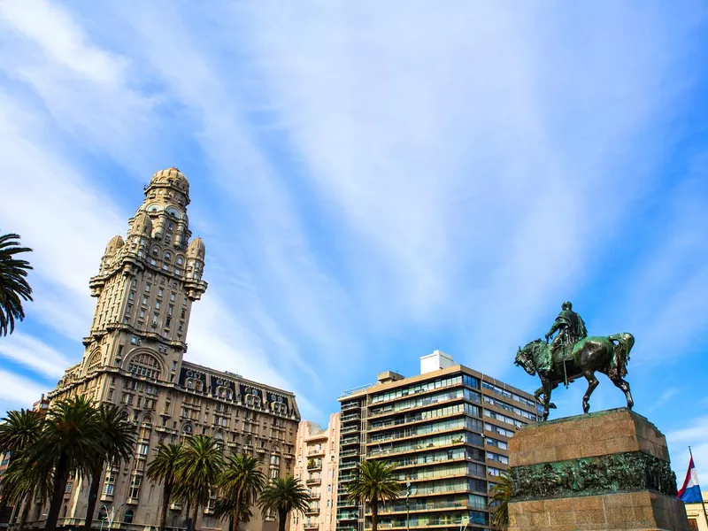 View over the Plaza Independencia in Montevideo