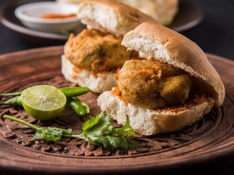 Vada pav sandwich