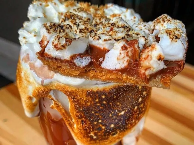 S'mores milkshake