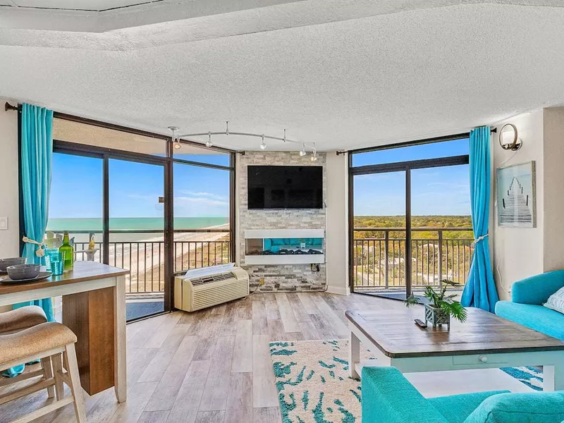 Condo with balcony on Myrtle Beach