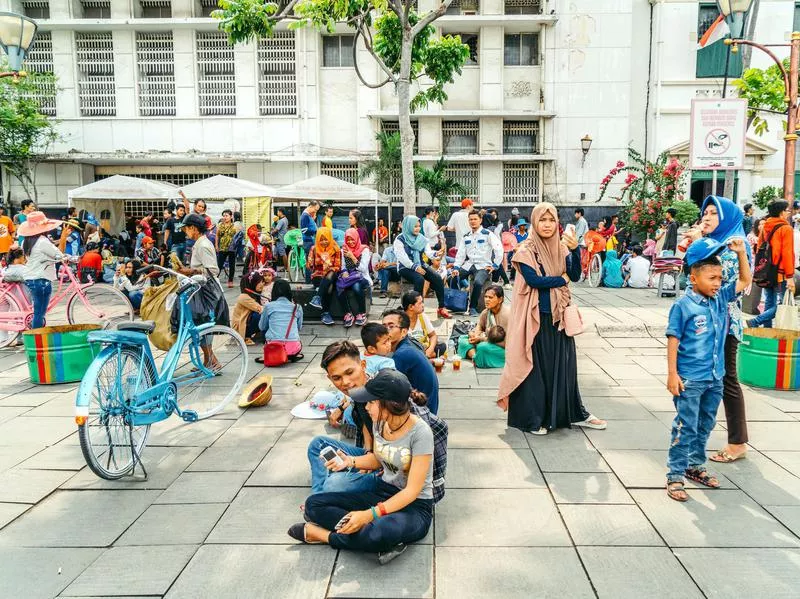 Crowded Indonesian street