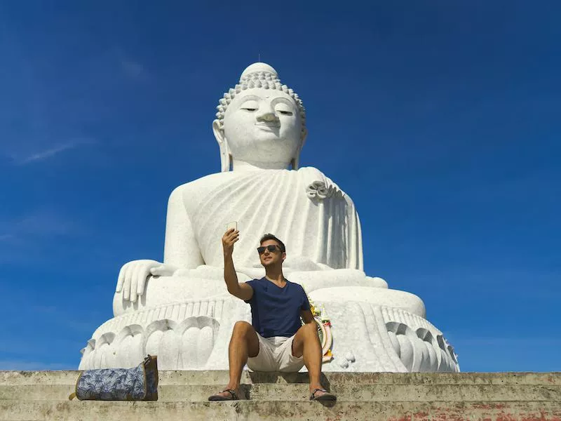 Taking selfie with Buddha is illegal