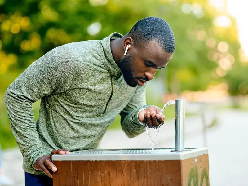 Public water fountain