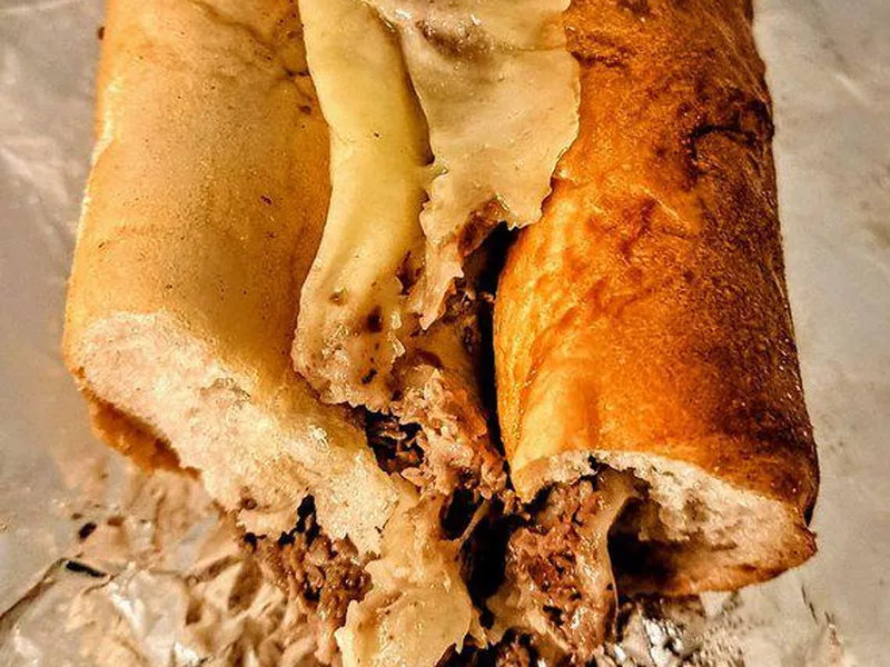 Mama's Pizzeria cheesesteak