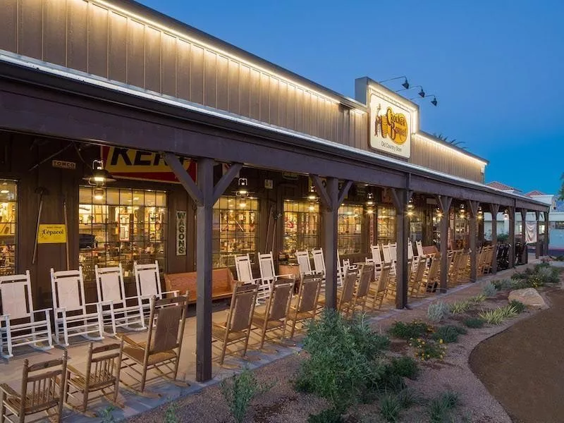 Cracker Barrel exterior