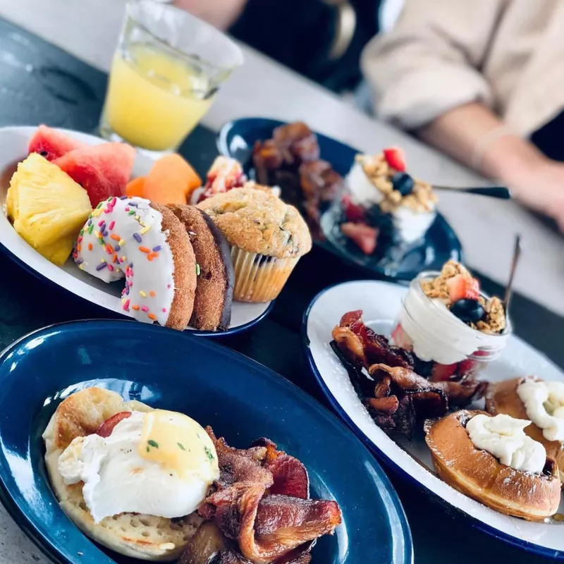 Bottomless brunch in Chicago