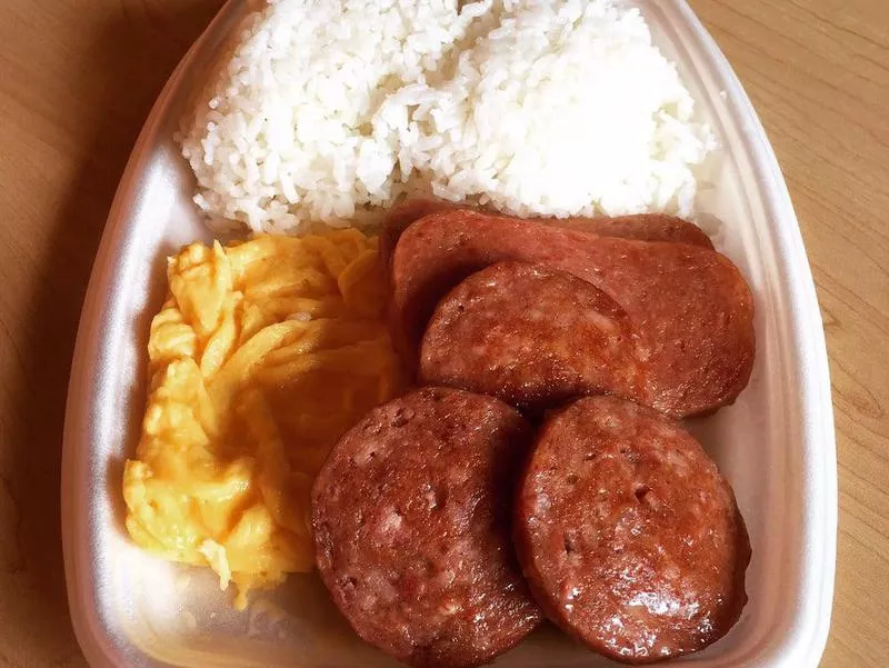 Local Deluxe Breakfast Platter