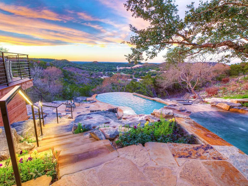 Pool with a view Airbnb Texas