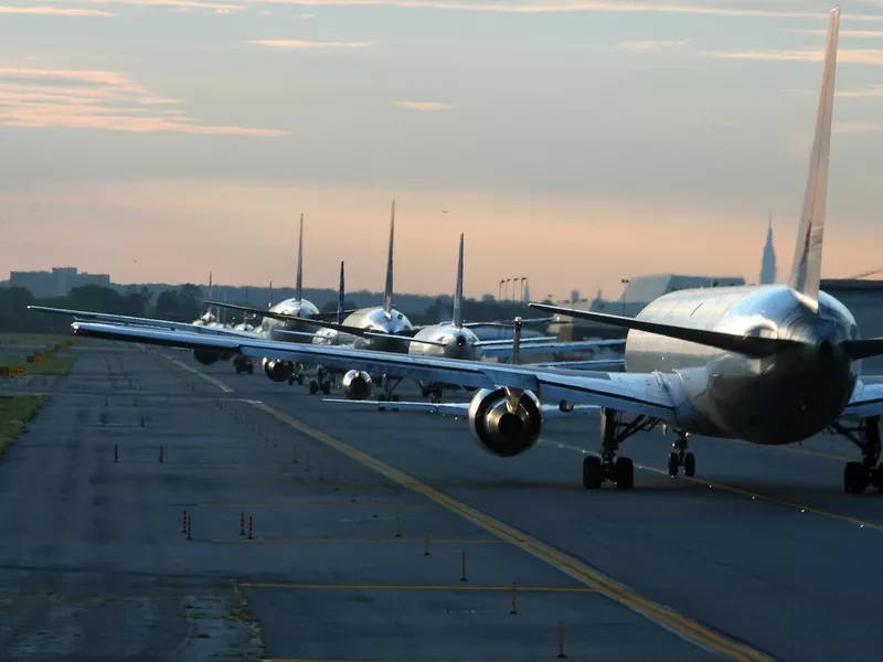 Evening traffic at JFK airport