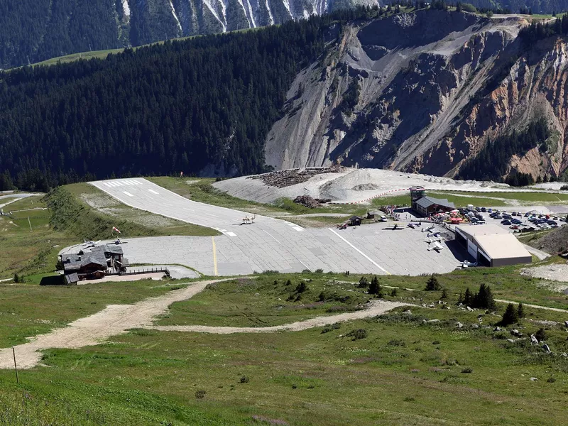 Courchevel Altiport