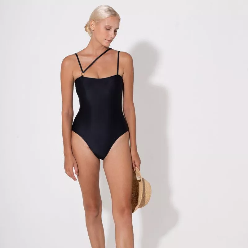 Koraru sustainable swimwear