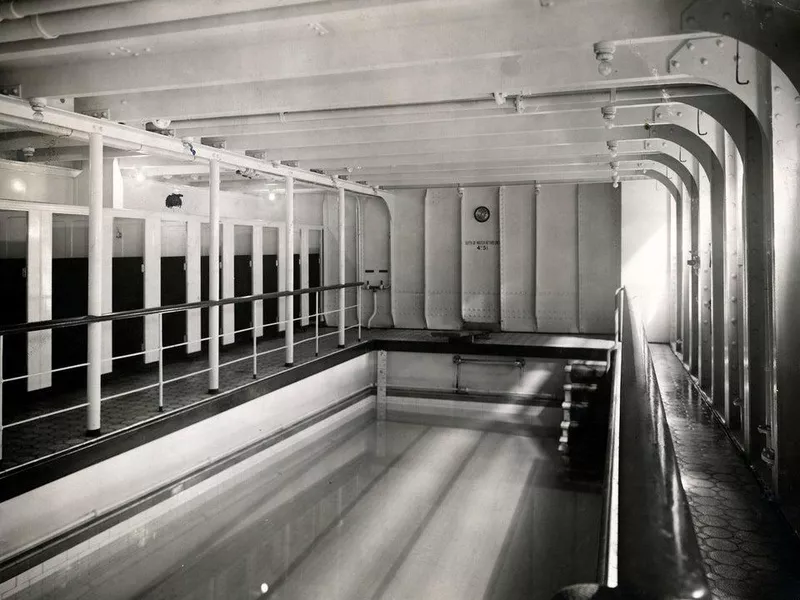 Titanic swimming pool