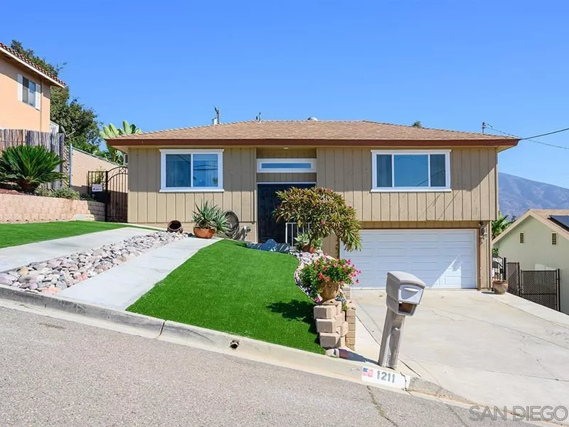 House for sale on Maria Ave. in Spring Valley, California