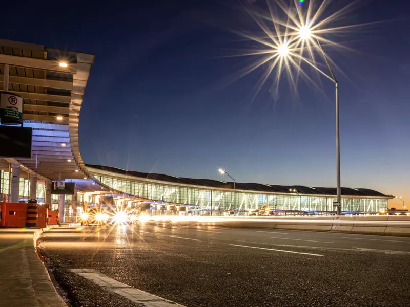 Long exposure of the upper level, Terminal 1 at Toronto Pearson.