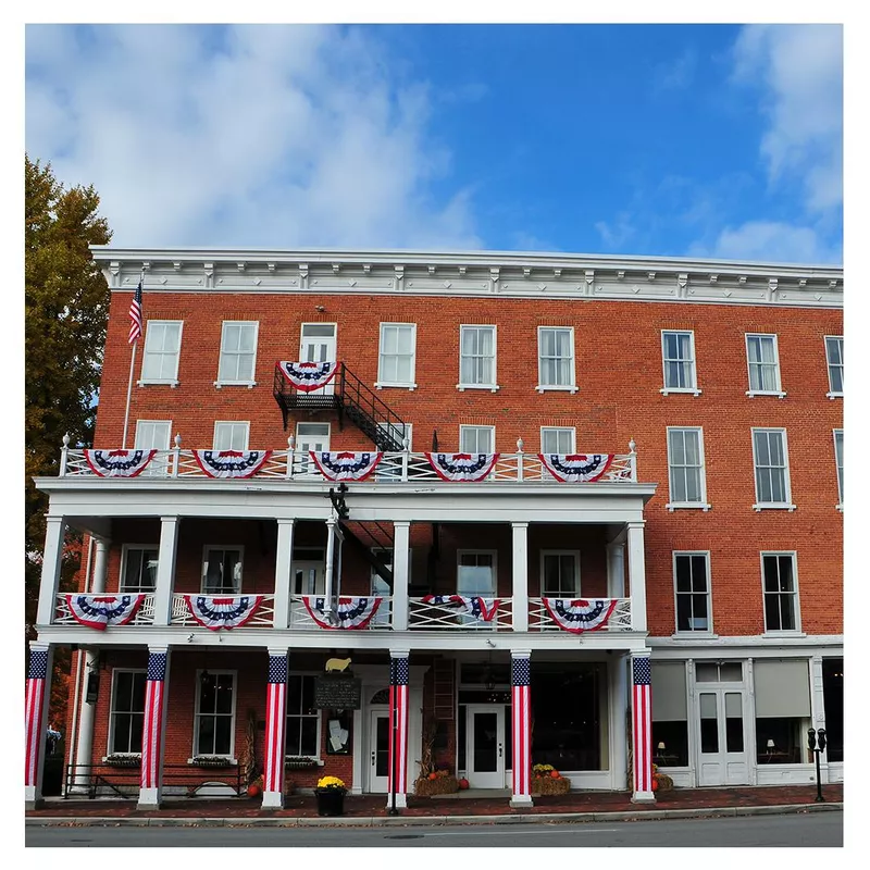 The Golden Lamb Restaurant and Inn