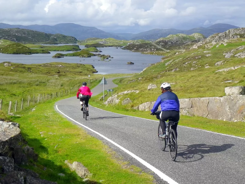 Golden Road Hebrides outer Hebrides road cycling tour