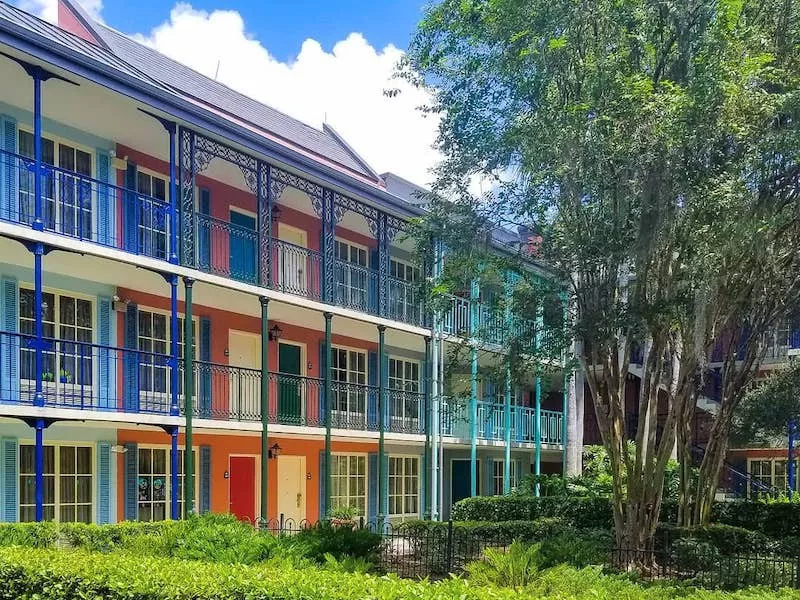 Courtyard view of Disney's Port Orleans Resort - French Quarter