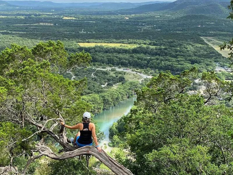 Old Baldy trail Garner State Park