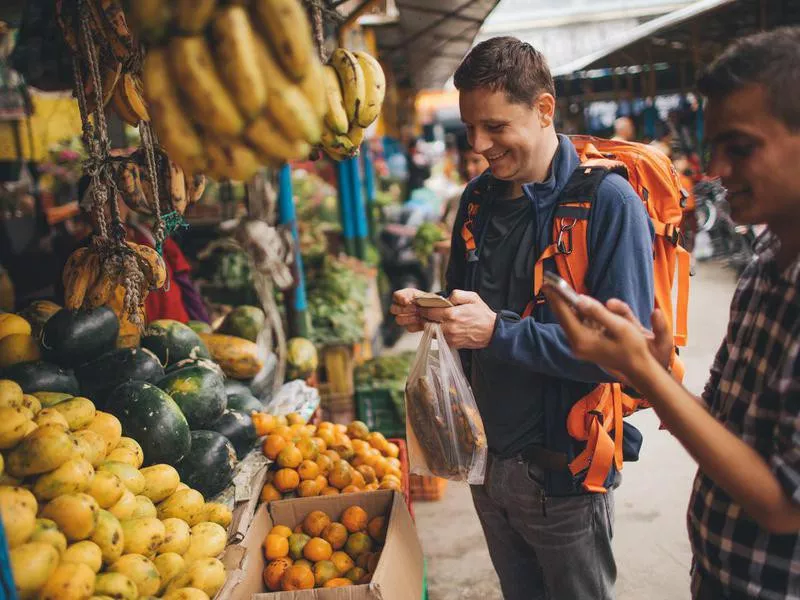 Buying local food