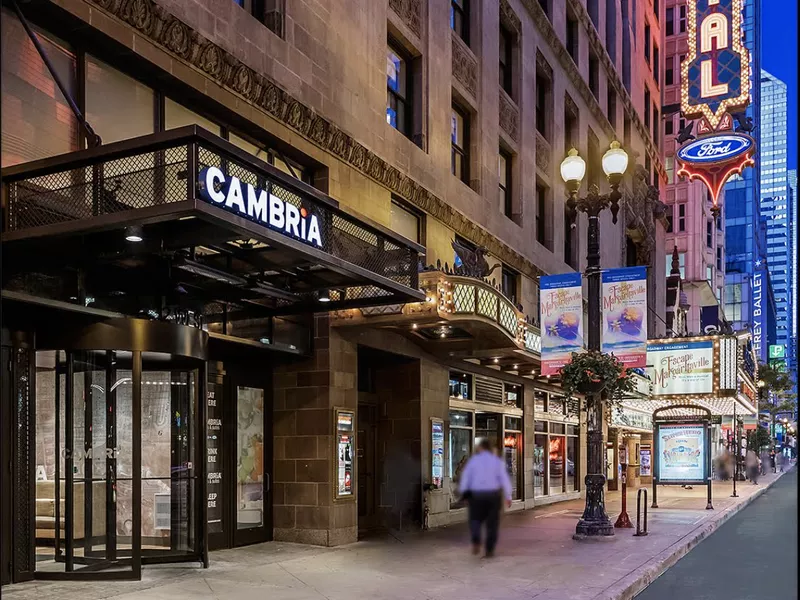 Cambria Hotel Chicago Loop/Theatre District