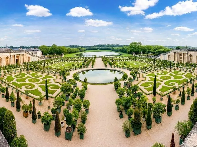 Versailles