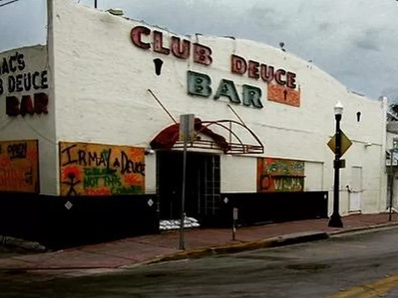 Mac's Club Deuce