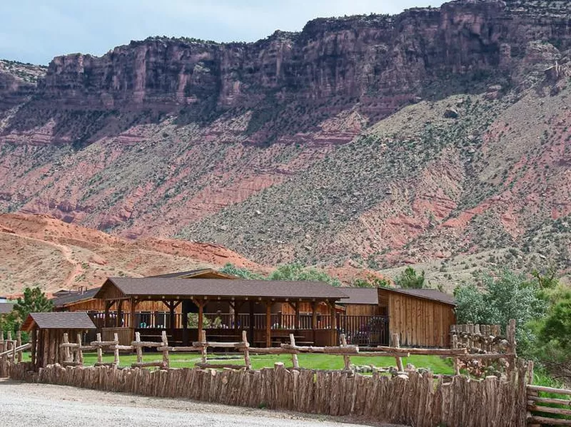 Red Cliffs Lodge