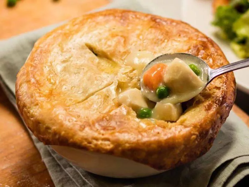 Cheddar's savory pie