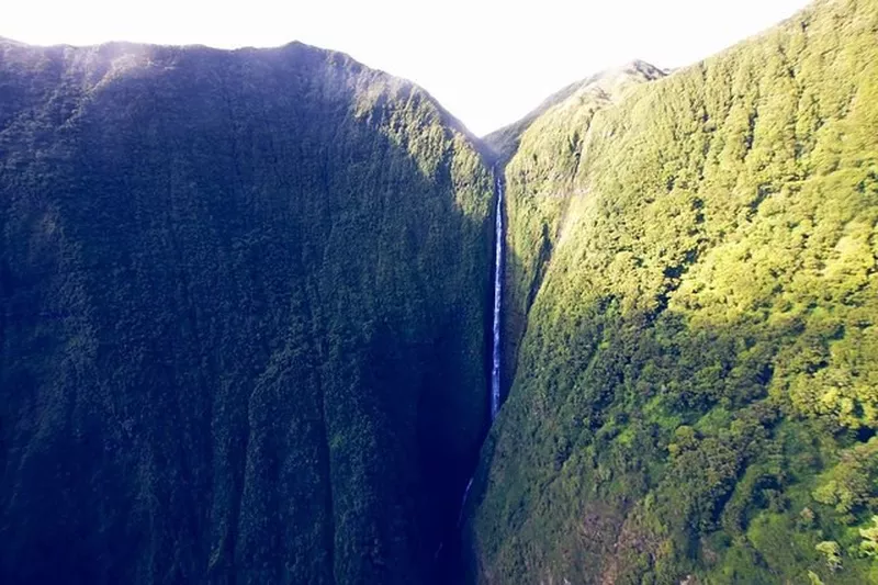 Pu'uka'oku Falls