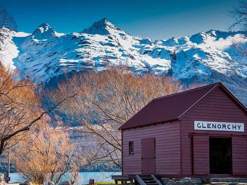 Eco camp in New Zealand