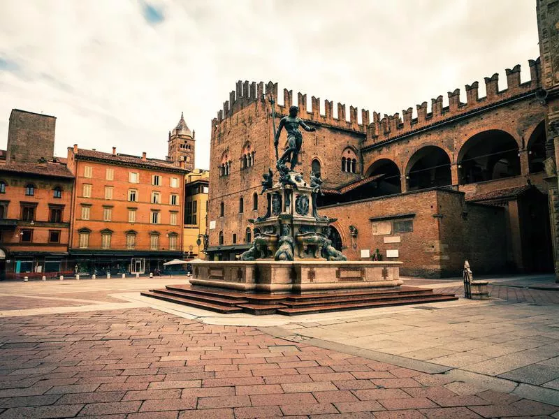 Bologna Piazza Maggiore