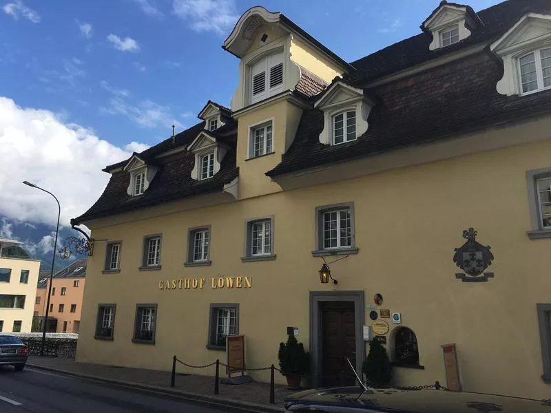 Hotel-Gasthof Lowen